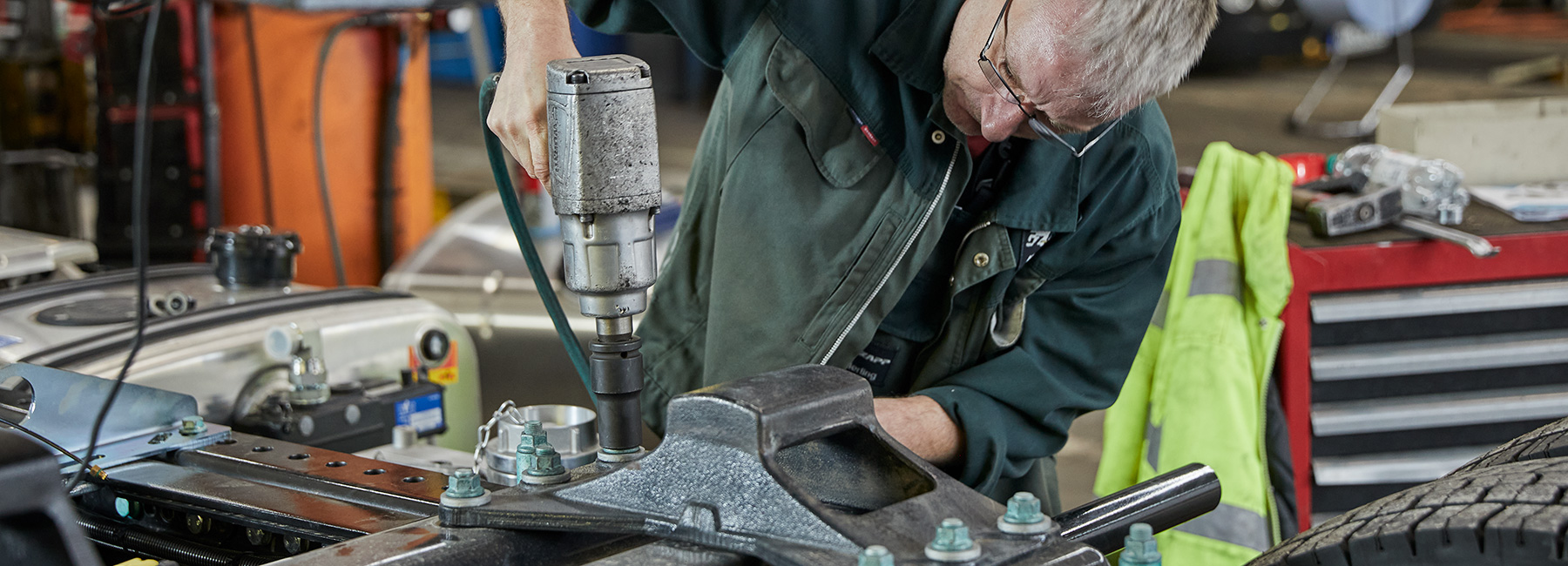 ZAPP GmbH Nutzfahrzeugservice in Bernburg Starker Service